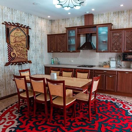 Gоlden Dragon Villa Hotel Biškek Exteriér fotografie