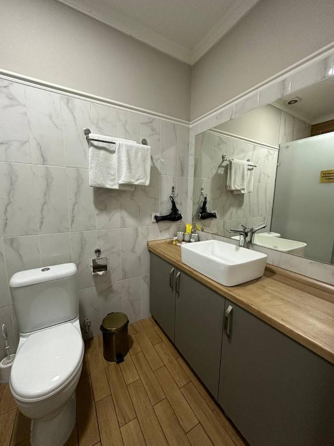 Gоlden Dragon Villa Hotel Biškek Exteriér fotografie