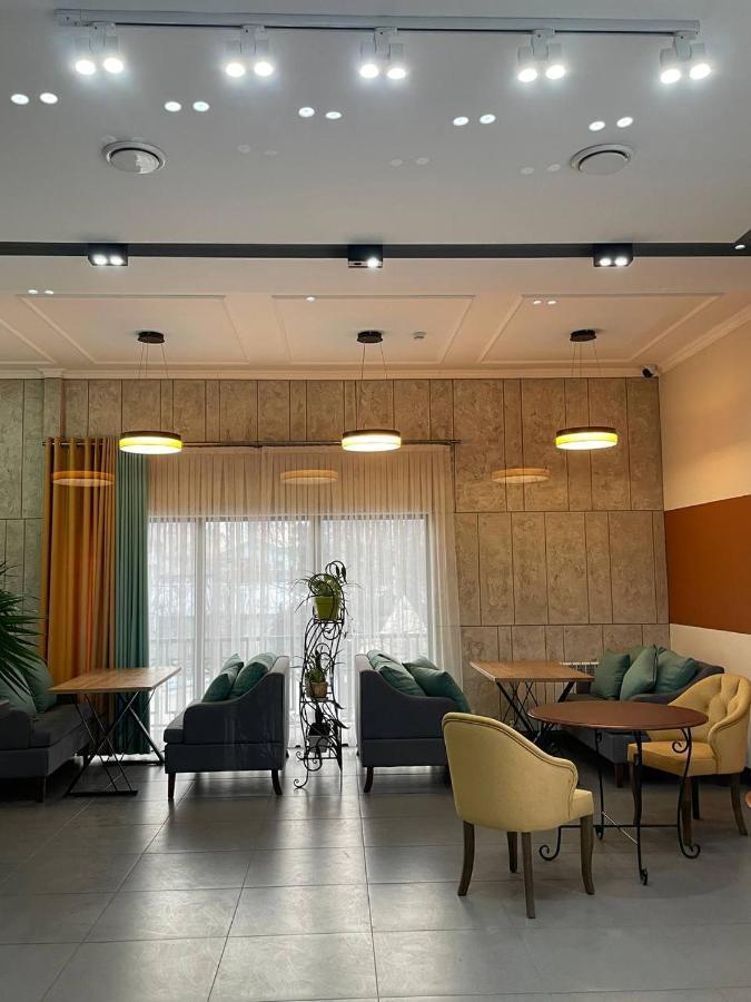 Gоlden Dragon Villa Hotel Biškek Exteriér fotografie