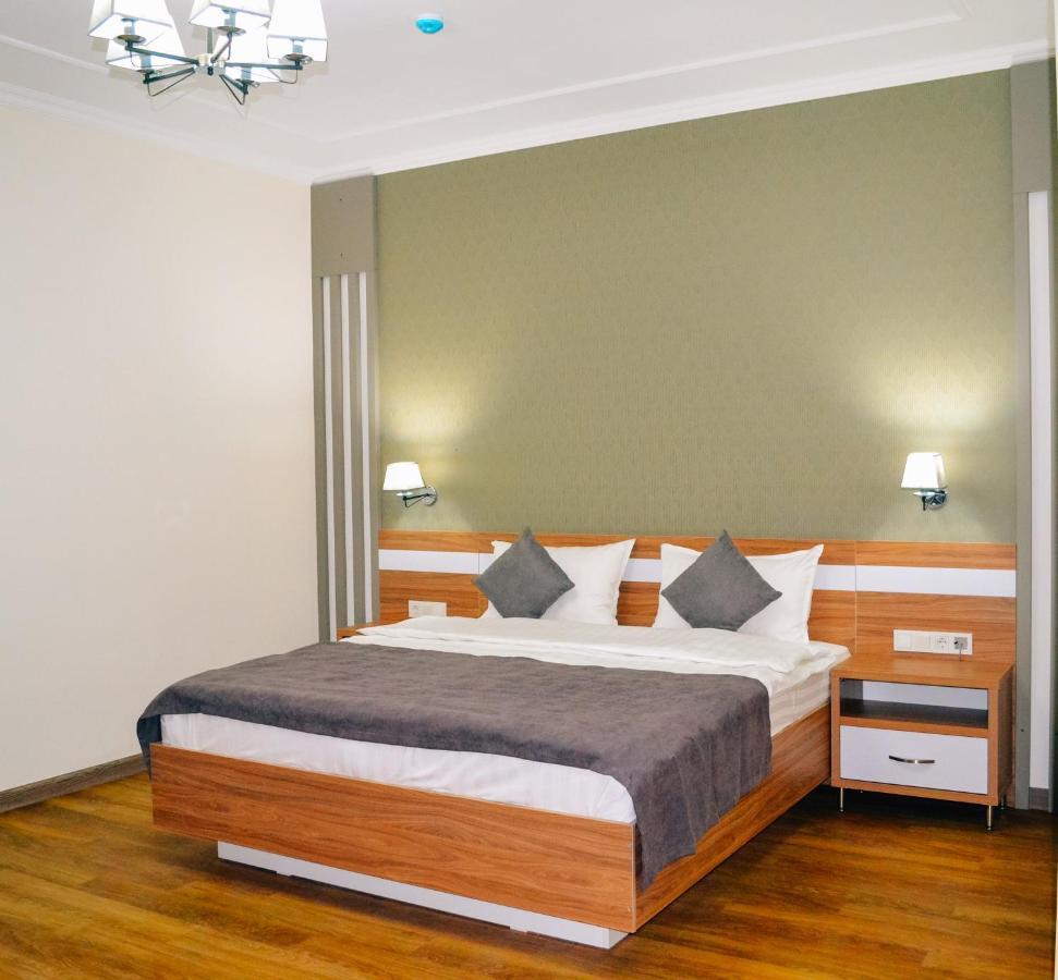 Gоlden Dragon Villa Hotel Biškek Exteriér fotografie