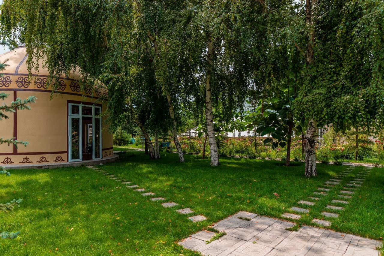 Gоlden Dragon Villa Hotel Biškek Exteriér fotografie