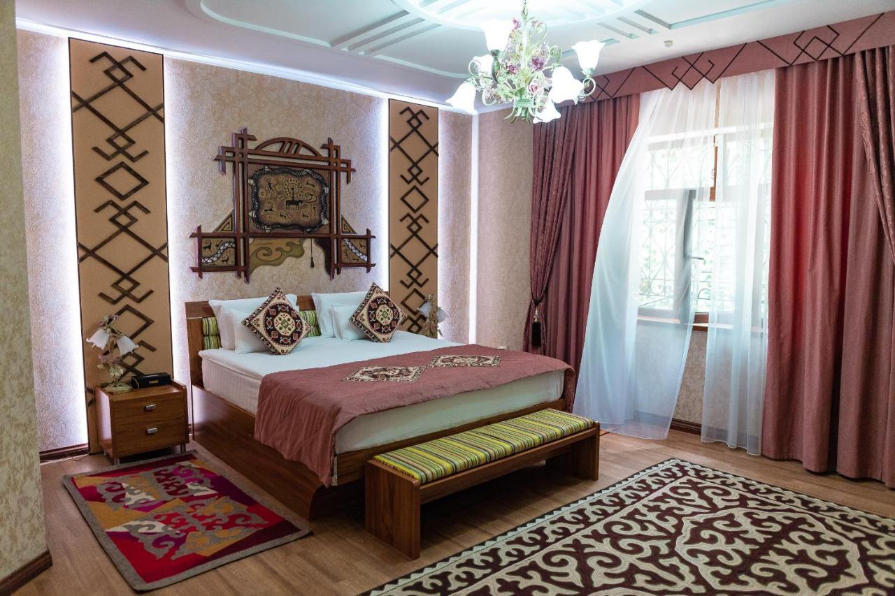 Gоlden Dragon Villa Hotel Biškek Exteriér fotografie