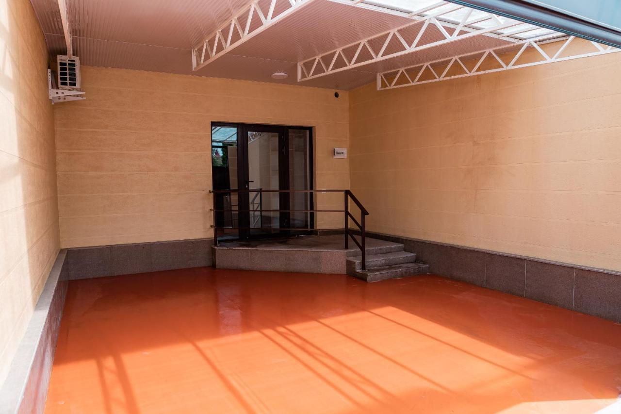 Gоlden Dragon Villa Hotel Biškek Exteriér fotografie