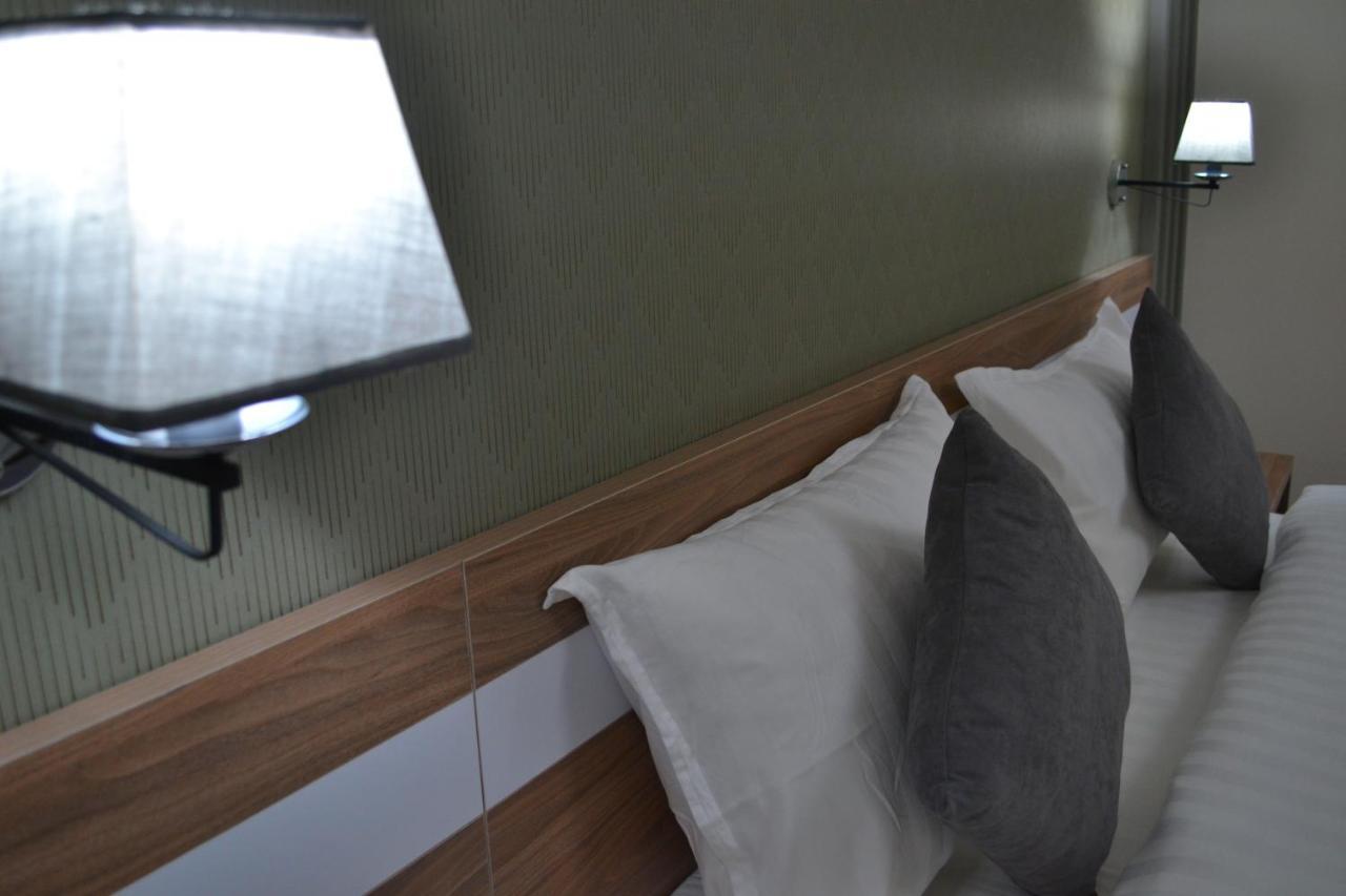 Gоlden Dragon Villa Hotel Biškek Exteriér fotografie