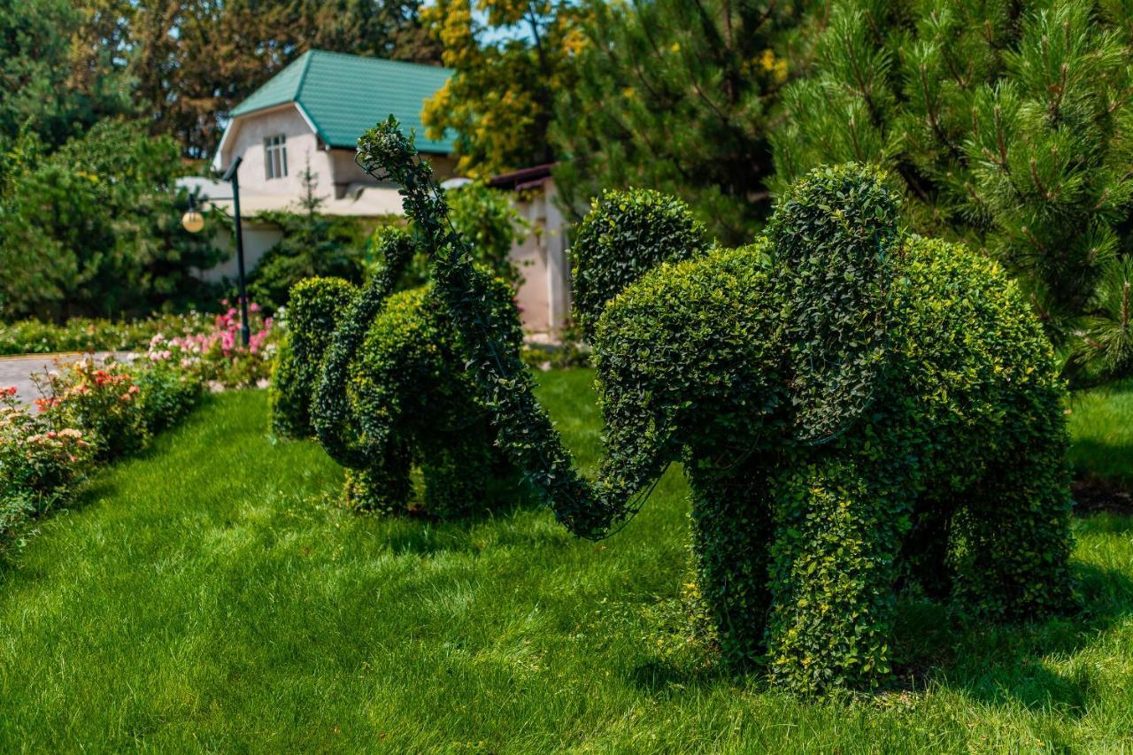 Gоlden Dragon Villa Hotel Biškek Exteriér fotografie