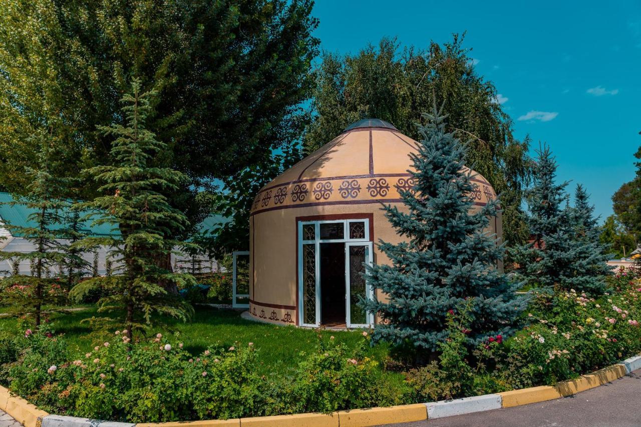 Gоlden Dragon Villa Hotel Biškek Exteriér fotografie